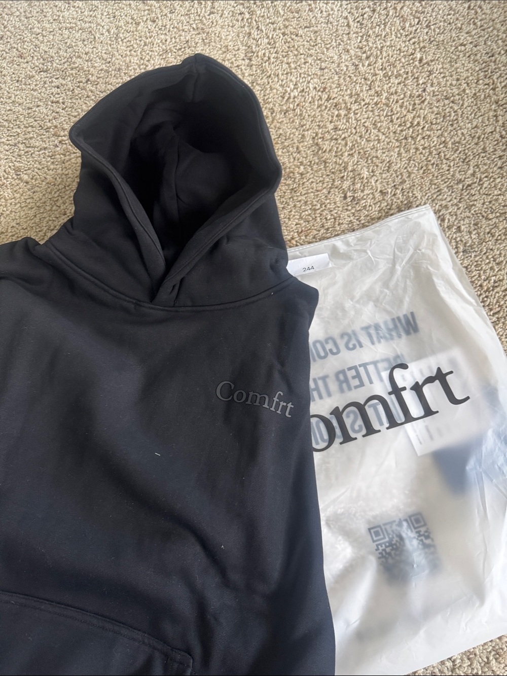 Comfrt Minimalist Hoodie — Obsidian Black